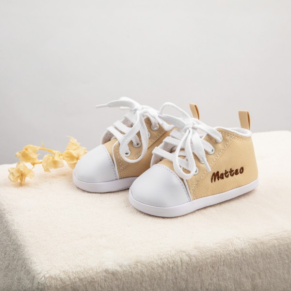 Chaussures bébé, crème