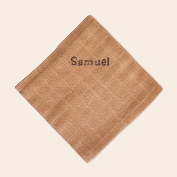 Nuscheli mit Namen 60x60 cm, Caramel