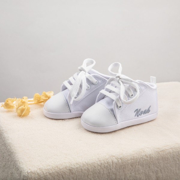 Baby shoes, White